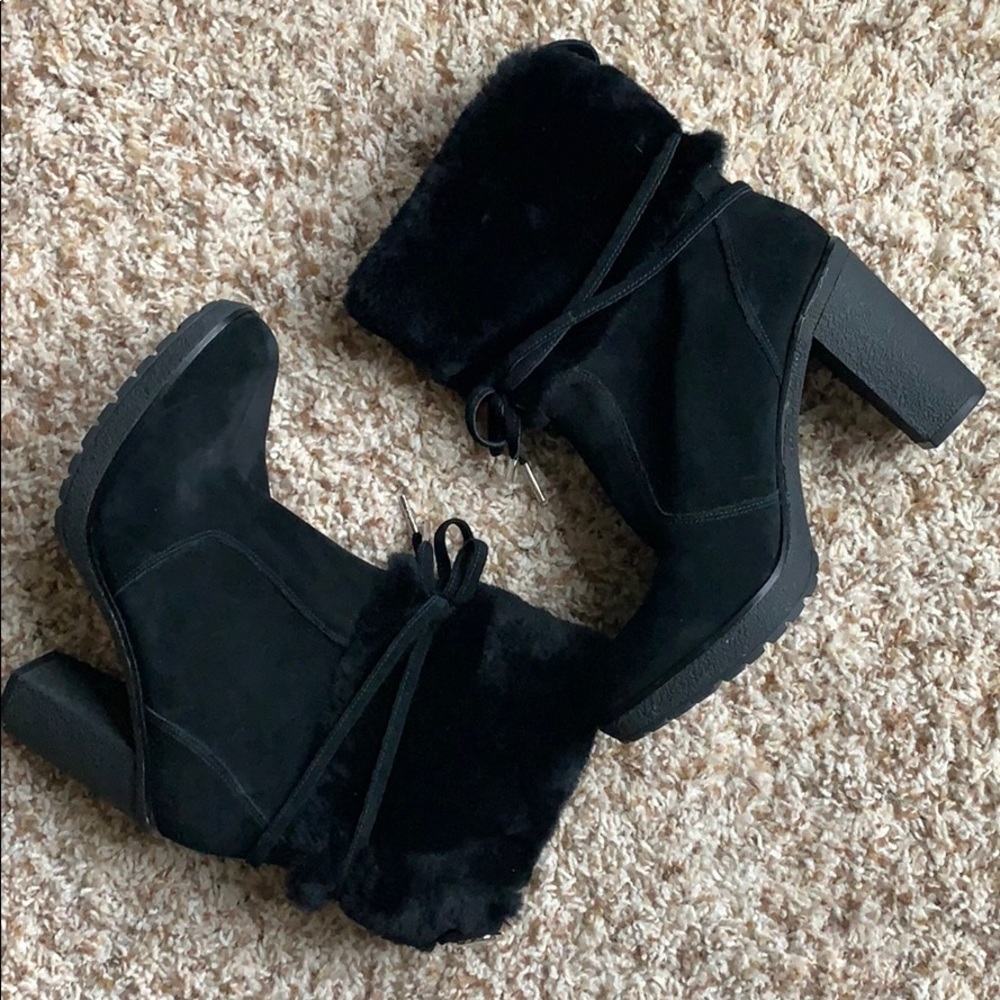 Size 9 Michael Kors Boots